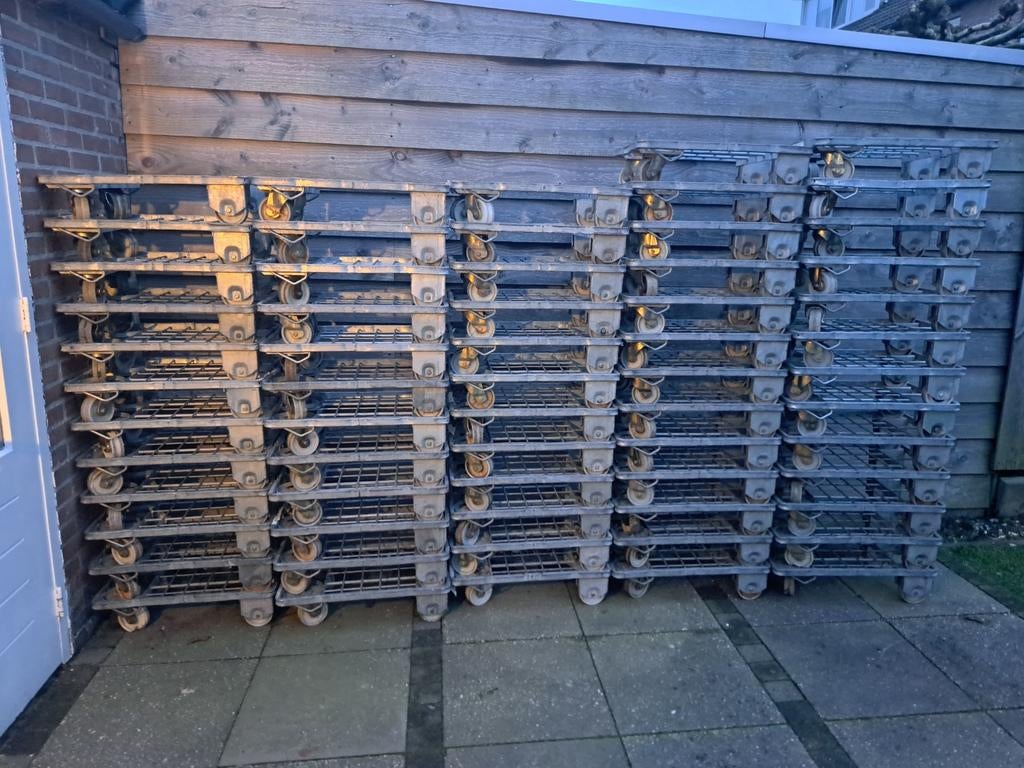 Partij rolleys / dollys, Ophalen