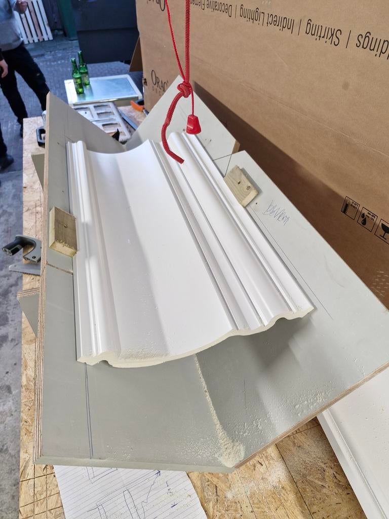 Handige zaagmal voor sierlijsten - Perfecte verstekhoeken, Ophalen of Verzenden