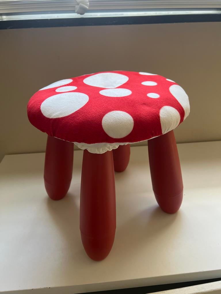 Ikea Mammut krukje met kussen - Zeer goede staat, Ophalen, Zo goed als nieuw, Kunststof