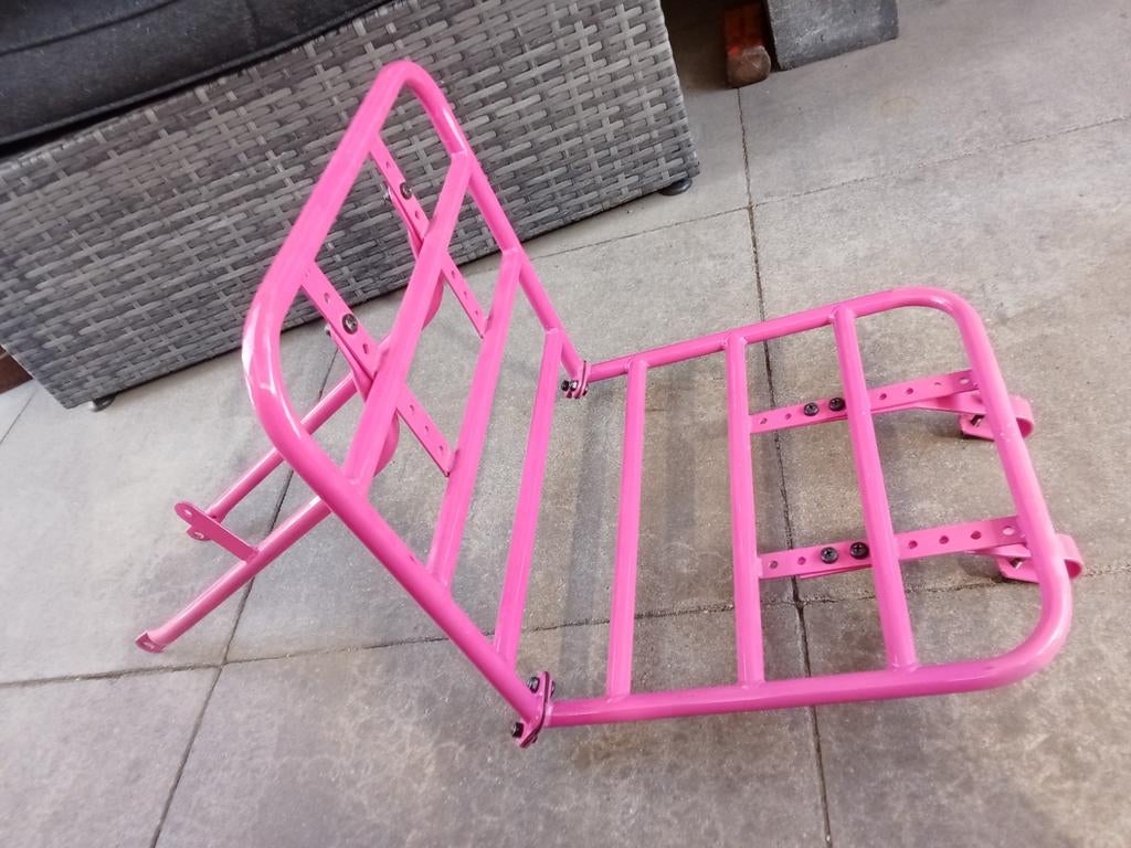 Roze fiets voordrager, Fietsen en Brommers, Fietsaccessoires | Bagagedragers, Ophalen of Verzenden, Nieuw