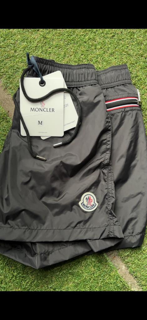 Moncler (zwem)broek maat M nooit gedragen, Ophalen, Nieuw