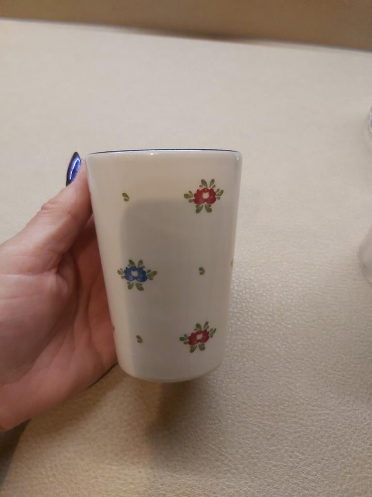 Rose petit 6 melk of koffie bekers, Ophalen, Aardewerk, Overige stijlen, Kop(pen) en/of Schotel(s)