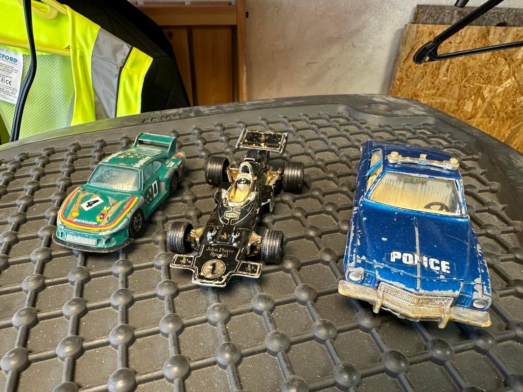 Corgi en Bburago autootjes, 3 stuks, Ophalen of Verzenden, Gebruikt