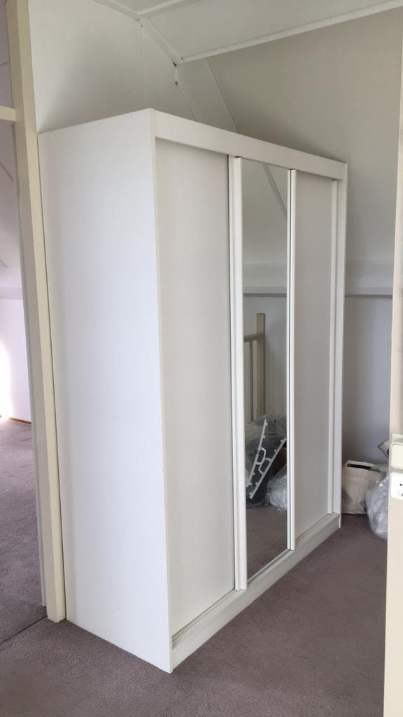 Kledingkast hang en leg., Doe-het-zelf en Verbouw, Kozijnen en Schuifpuien, 75 tot 150 cm, Gebruikt, Raamkozijn, Ophalen of Verzenden