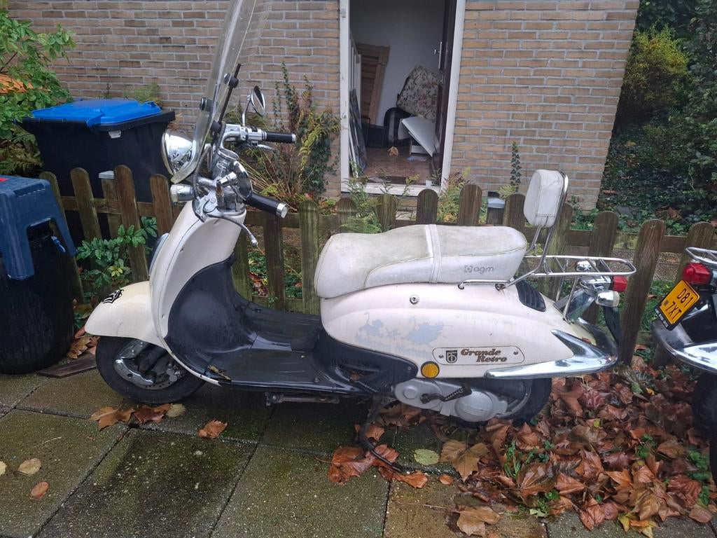 Retro Grande scooter, Ophalen, Gebruikt, Benzine