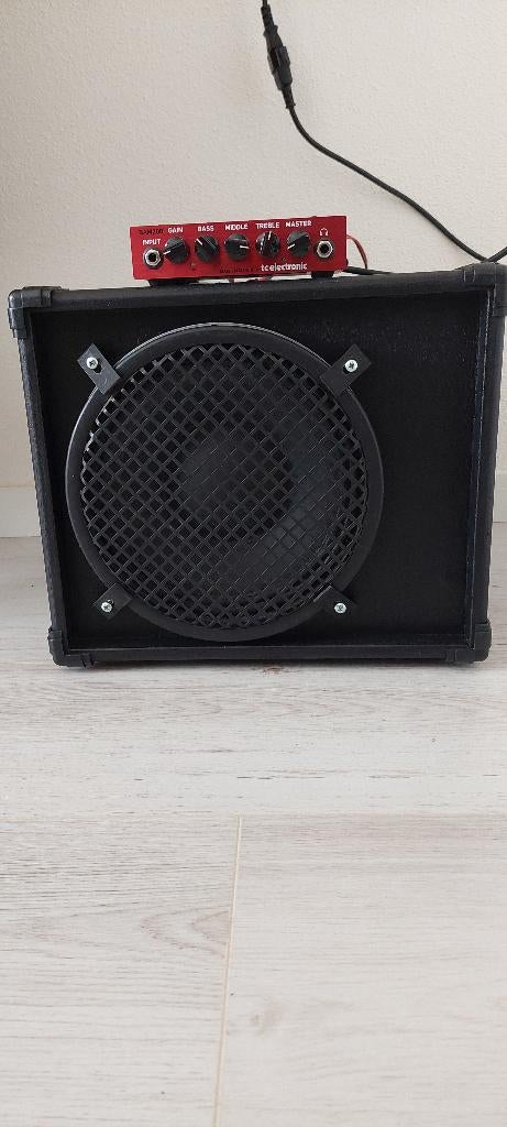 bas installatie, Ophalen of Verzenden, Zo goed als nieuw, Basgitaar, 100 watt of meer