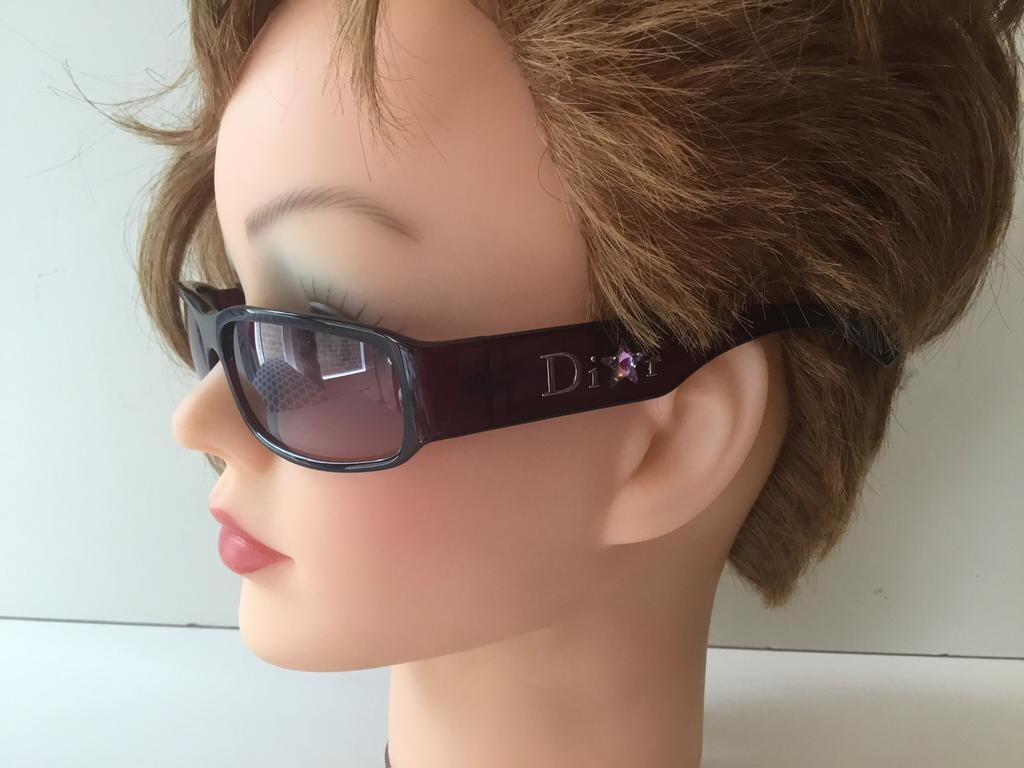 Christian Dior Zonnebril ( in Hilversum ), Sieraden, Tassen en Uiterlijk, Zonnebrillen en Brillen | Dames, Ophalen of Verzenden