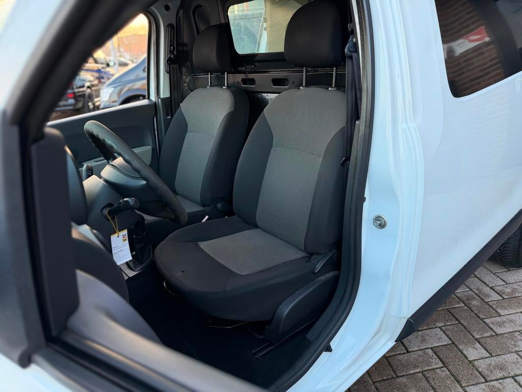 Dacia Dokker 1.5 dCi 75 Ambiance ECO Airco Elk.Ramen Trekhaa, Auto's, Bestelauto's, Euro 5, Stof, Gebruikt, Zwart