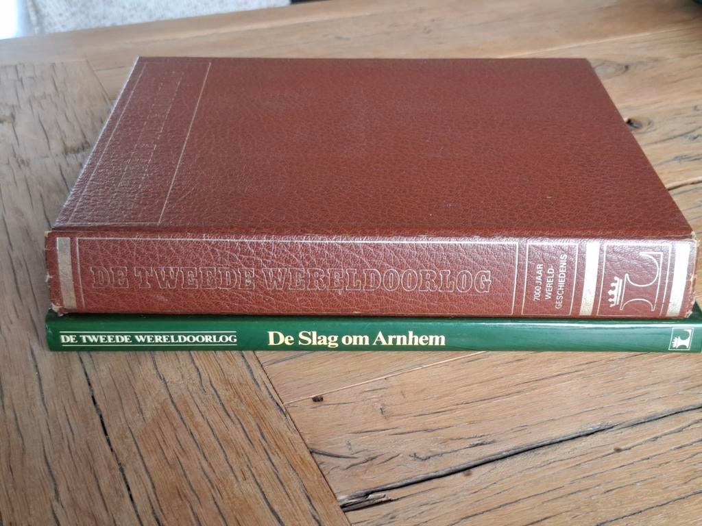 Twee boeken over de Tweede Wereldoorlog, Boeken, Diverse auteurs, Ophalen of Verzenden, Algemeen, Tweede Wereldoorlog