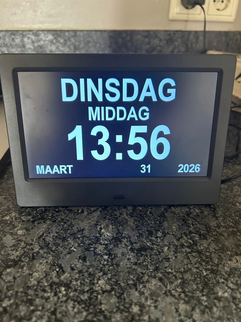 Klok voor dementie, Ophalen, Zo goed als nieuw, Overige typen