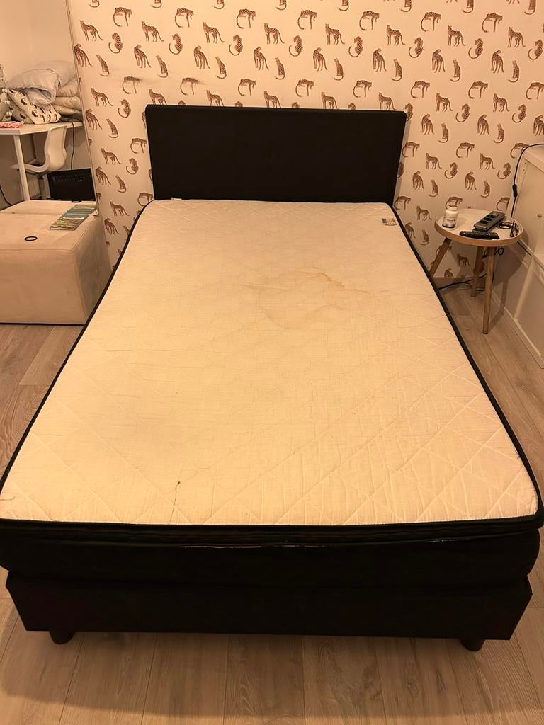 Boxspring inclusief witte topper, Ophalen, Gebruikt, Zwart, Twijfelaar