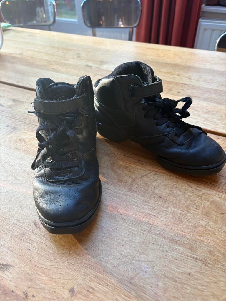 Papillon dansschoenen maat 38.5 - Gebruikt, goede zolen, Sport en Fitness, Dansen, Ophalen, Gebruikt, Schoenen