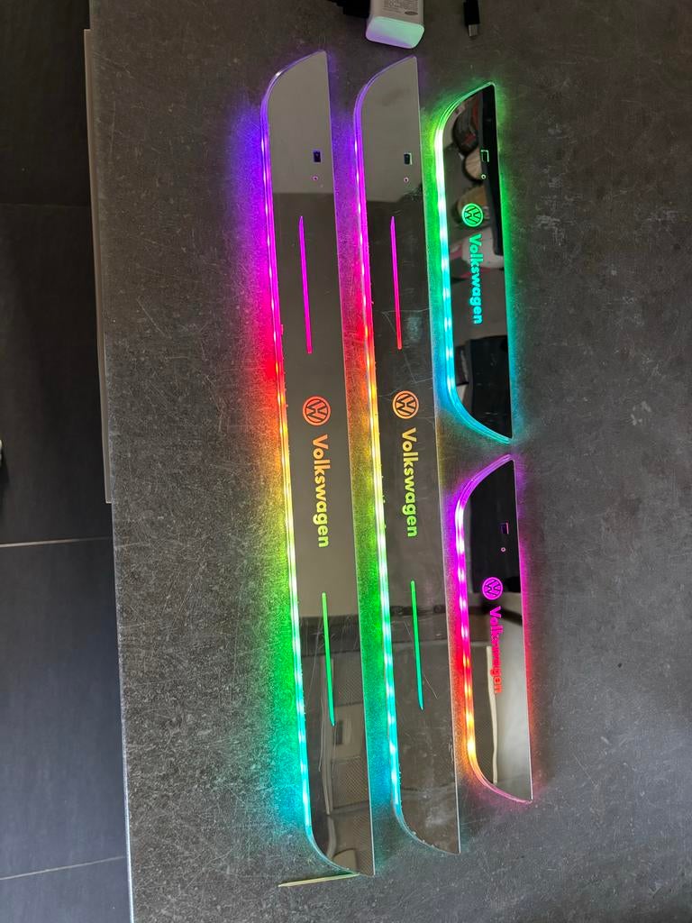 Volkswagen LED instaplijsten - RGB verlichting, Auto-onderdelen, Interieur en Bekleding, Ophalen, Nieuw, Volkswagen