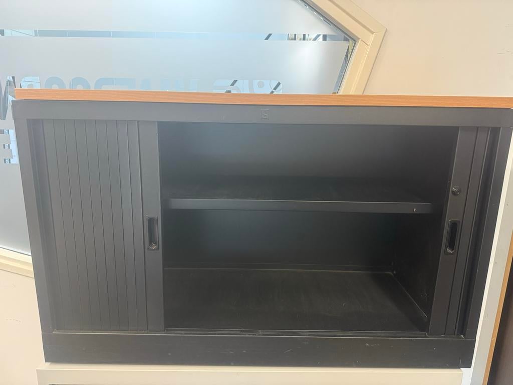 Kast met roldeur - Praktisch en stijlvol, Huis en Inrichting, Kasten | Roldeurkasten en Archiefkasten, Ophalen, Gebruikt, 50 tot 100 cm