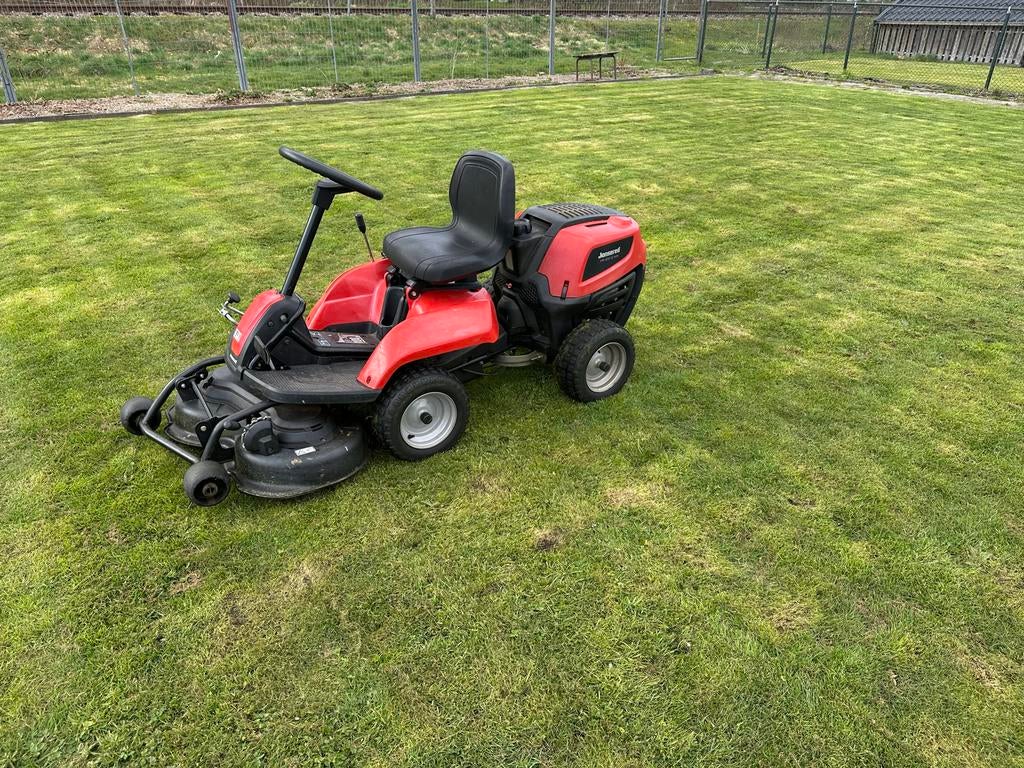 Jonsered zitmaaier, Tuin en Terras, Grasmaaiers, Ophalen, Gebruikt, Mulchfunctie, Benzine-grasmaaier
