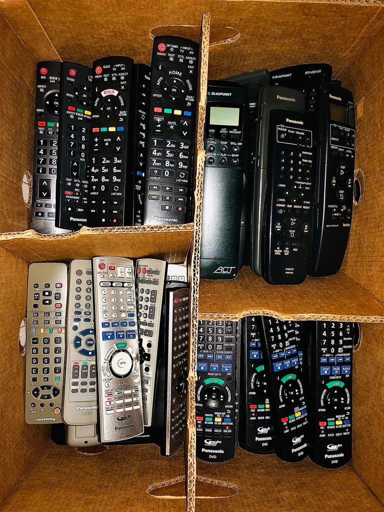 PANASONIC afstandsbedieningen (lees tekst), Tv, Ophalen of Verzenden, Zo goed als nieuw, Origineel