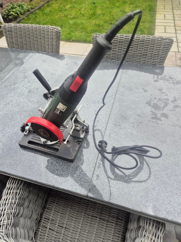 Slijptol met onderstel te koop, Doe-het-zelf en Verbouw, Gereedschap | Slijpmachines, Ophalen, 1000 watt of meer, Haakse handslijpmachine