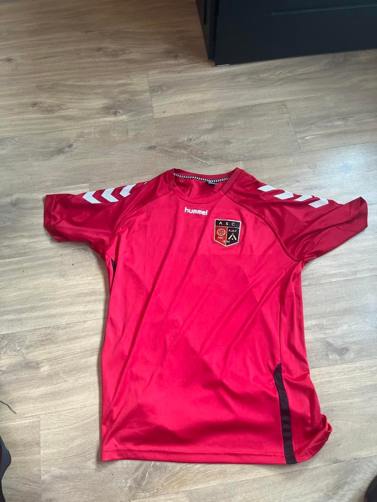 Hummel A.S.C. Ajax Voetbalshirt Rood Maat M, Ophalen, Maat 48/50 (M), Zo goed als nieuw, Voetbal