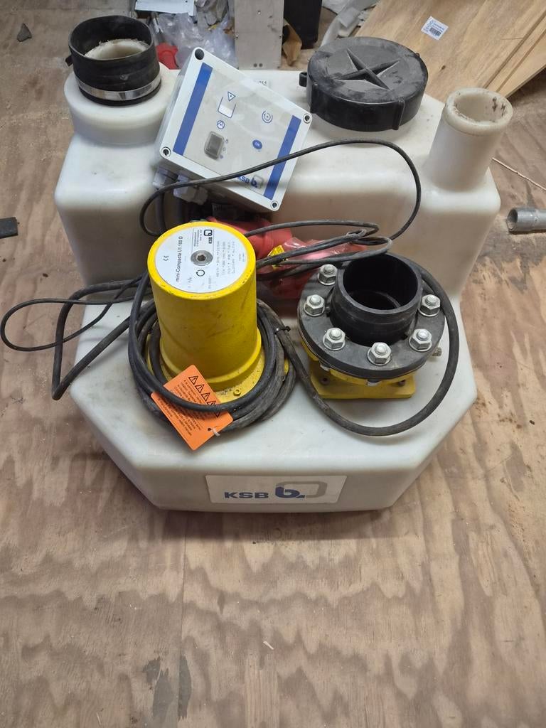 KSB mini-Compacta U1.10D rioolpomp, Tuin en Terras, Ophalen, Gebruikt