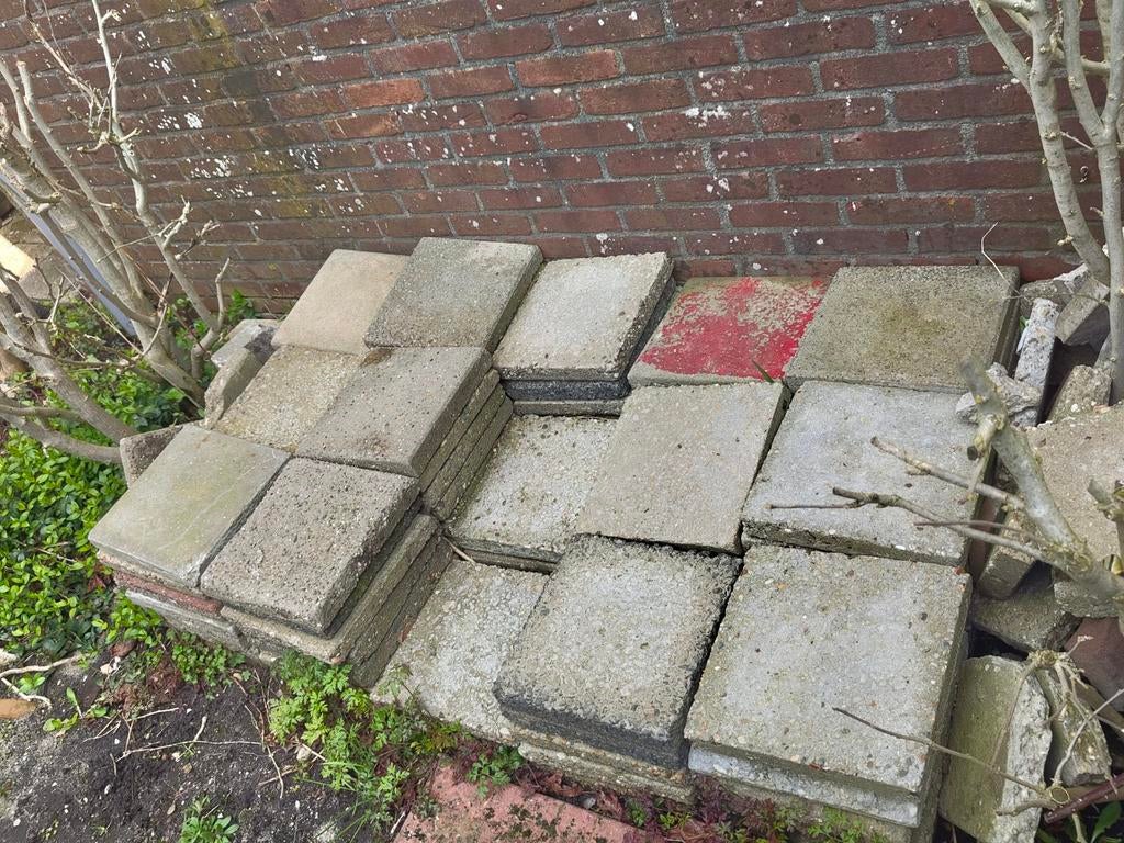 Oude tegels, ongeveer 60 stuks, Ophalen, Gebruikt, Beton, Terrastegels