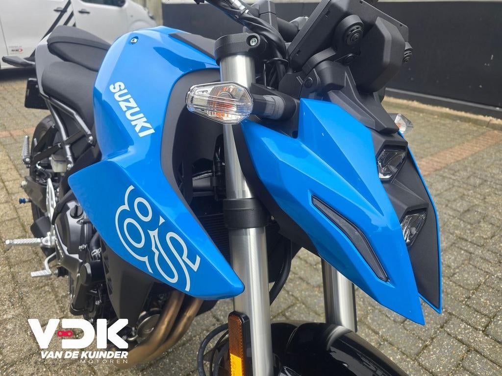 SUZUKI GSX-8S (bj 2026) - foto 3
