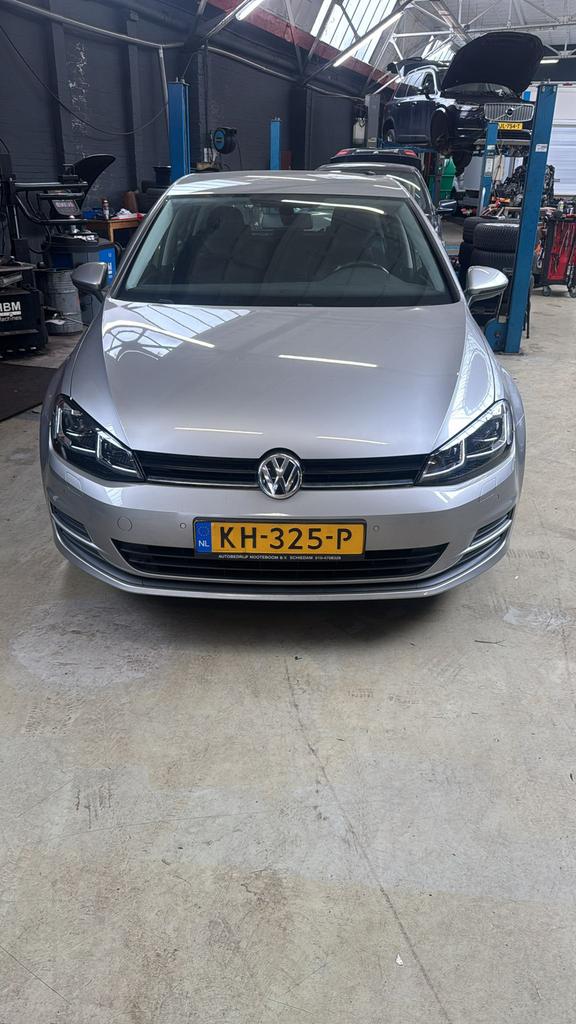 Volkswagen Golf 1.2 TSI 63KW 5D 2014 Grijs, Voorwielaandrijving, Euro 5, Stof, Zwart