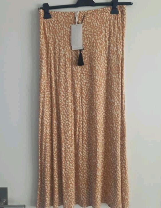 Mooie soepele rok Tramontana mt 38/M nieuw, Maat 38/40 (M), Overige kleuren, Tramontana, Nieuw