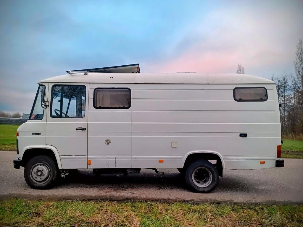Mercedes-Benz 508D Camper oldtimer belastingvrij, Reservewiel, Tot en met 2, Mercedes-Benz, Particulier