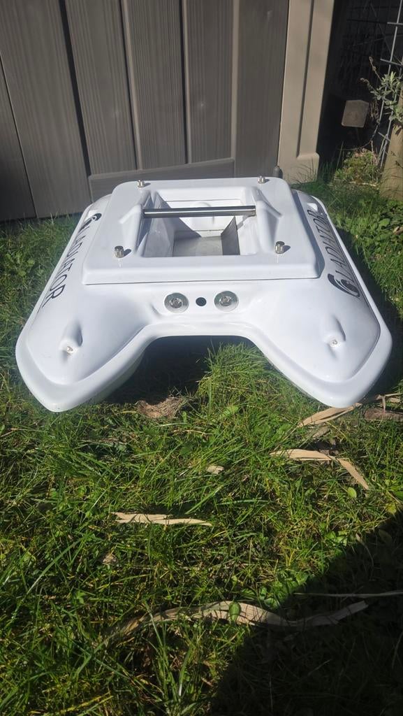 Gladiator baitboot voerboot Lowrance Fishfinder, Ophalen, Gebruikt, Overige typen