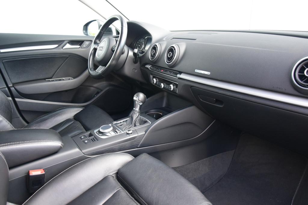 Audi A3 Sportback 1.4 e-tron PHEV Ambition Pro Line plus Lee, Auto's, Audi, 8 kWh, Gebruikt, 4 cilinders, Zwart