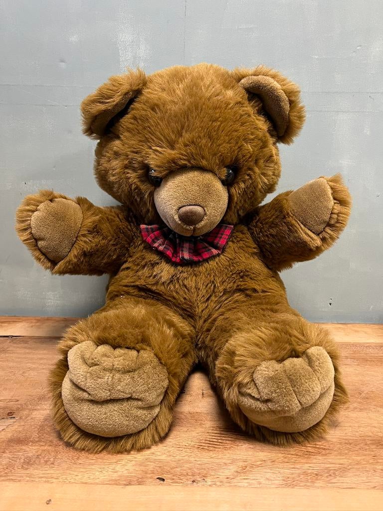 Vintage grote teddybeer lief strik bruin 60 cm, Ophalen of Verzenden, Zo goed als nieuw, Stoffen beer, Overige merken