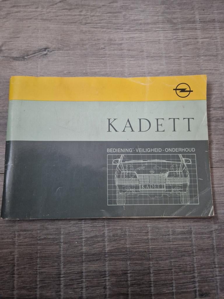 Opel Kadett Handleiding - Bediening, Veiligheid, Onderhoud, Ophalen of Verzenden