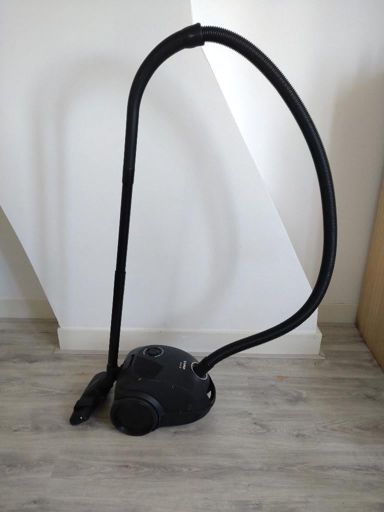 Bosch serie 2 stofzuiger, Witgoed en Apparatuur, Stofzuigers, Gebruikt, Stofzuiger, Minder dan 1200 watt, Ophalen