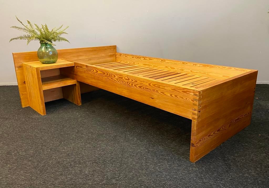 Houtwerk Hattem bed vintage Ate van Apeldoorn ledikant, Huis en Inrichting, Slaapkamer | Bedden, Ophalen, Eenpersoons, Zo goed als nieuw