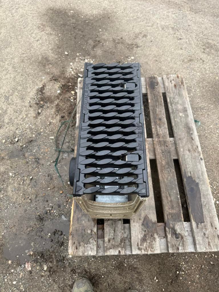 Anrin SF 150 Lijngoot Zandvangput, Ophalen, Nieuw, Minder dan 2 meter, 80 mm of meer
