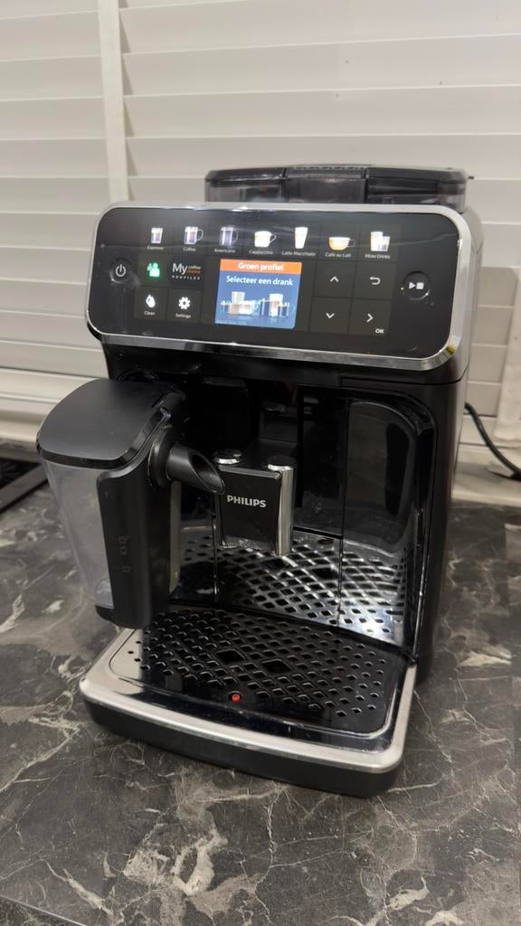Philips 5400 latte-go volautomaat espresso machine, Witgoed en Apparatuur, Koffiezetapparaten, Ophalen of Verzenden, Zo goed als nieuw