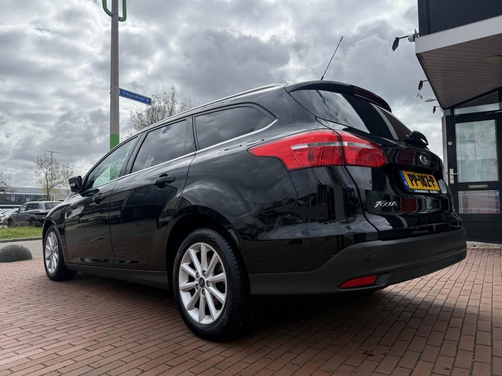 Ford FOCUS Wagon 1.0 Titanium | €250,- KORTING PAASACTIE |, 125 pk, Gebruikt, Euro 6, Zwart