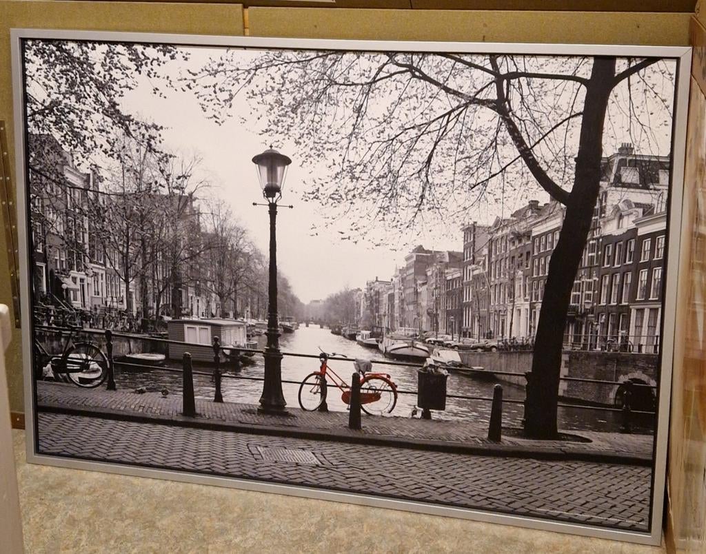 Ikea Amsterdam  ingelijste foto, Huis en Inrichting, Woonaccessoires | Schilderijen, Tekeningen en Foto's, Ophalen, Zo goed als nieuw