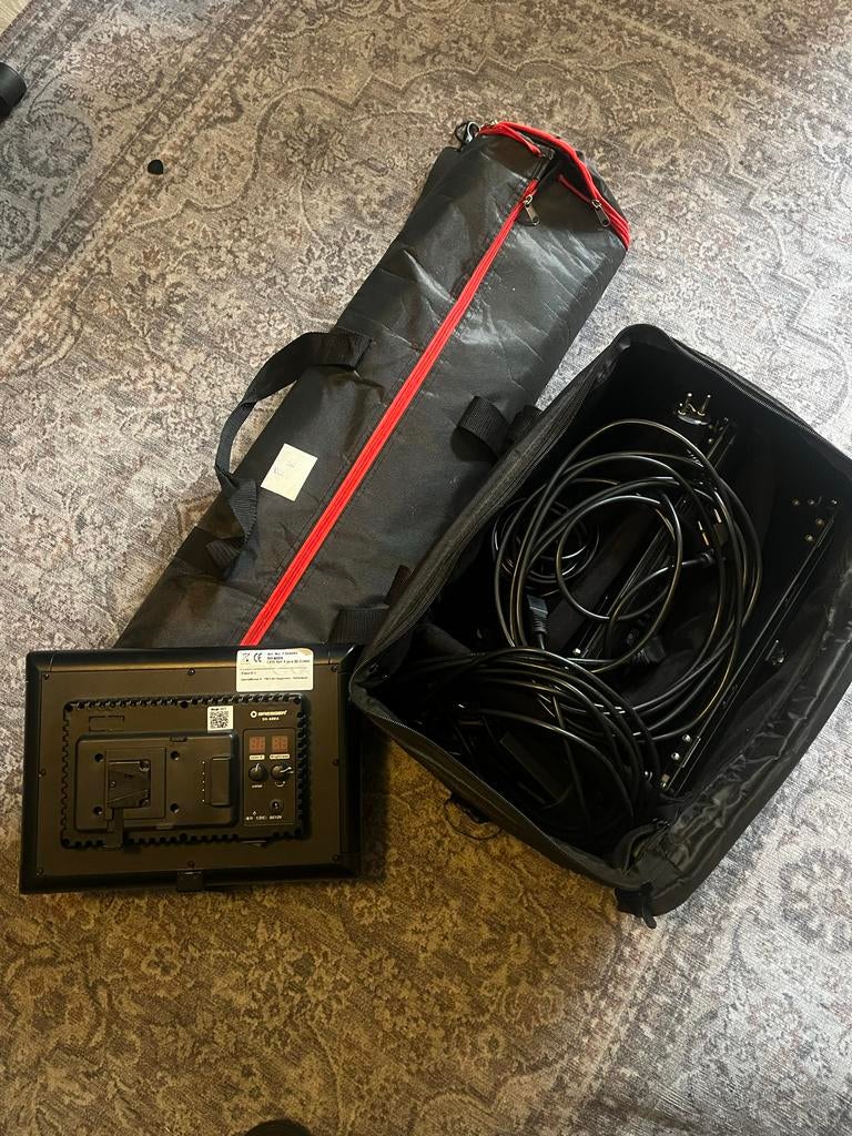 Bresser SH-600A LED-set met 3 statieven en tassen, Ophalen of Verzenden, Gebruikt, Lamp of Flitsset