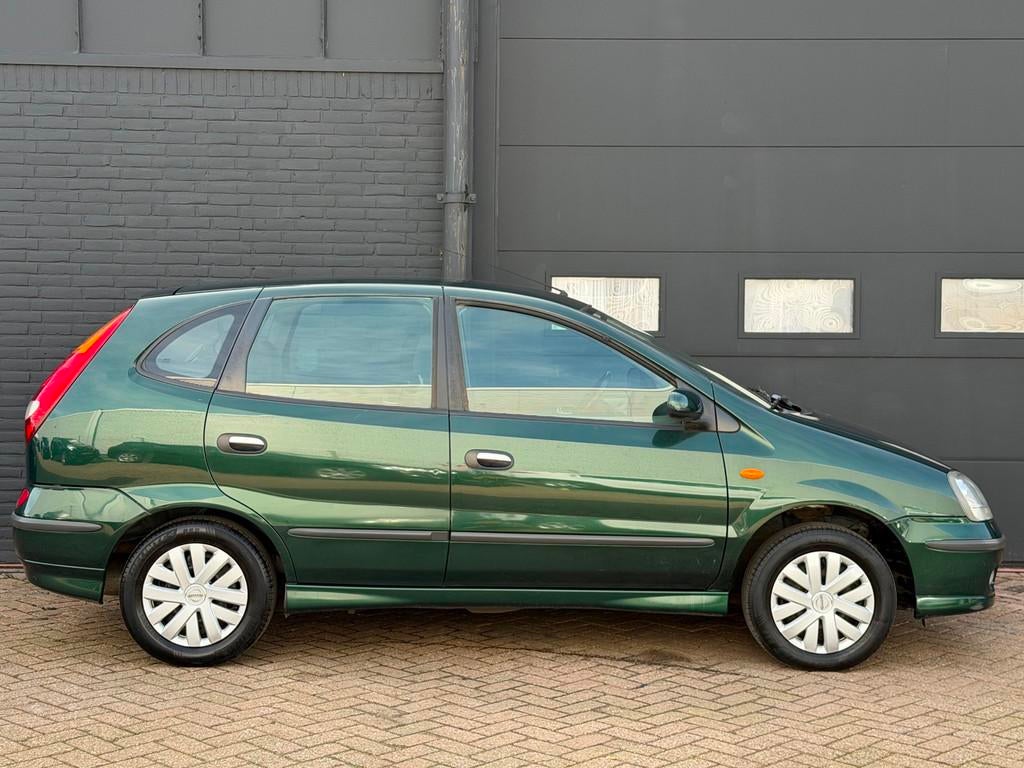 Nissan Almera Tino 1.8 Acenta AIRCO NAVI CRUISE Verbruikt ol, Stof, Almera Tino, 116 pk, Origineel Nederlands