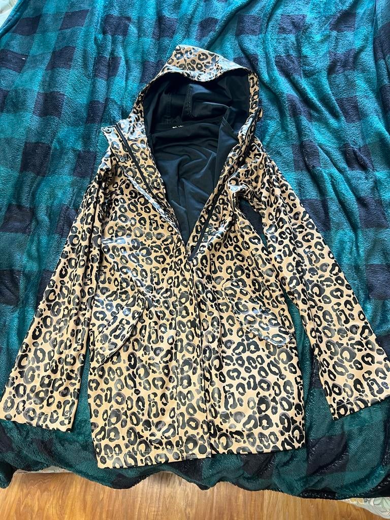 Regenjas met cheetah print, maat 170, Ophalen of Verzenden, Zo goed als nieuw