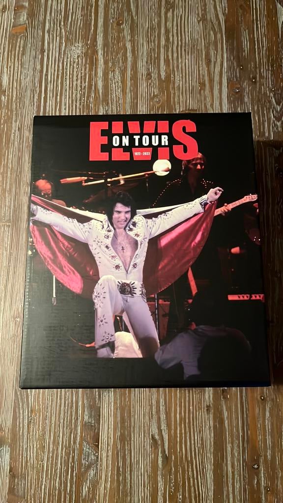 Elvis on tour 50th anniversary bookset(nieuw), Ophalen of Verzenden, Zo goed als nieuw, Artiest
