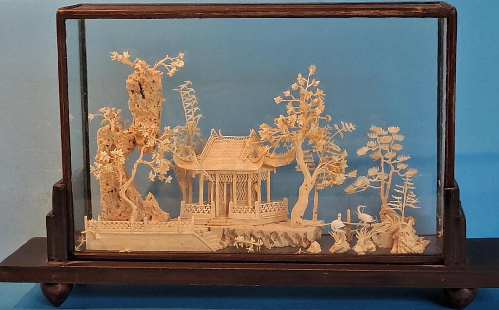 Chinees kastje met diorama van kurk, Antiek en Kunst, Ophalen of Verzenden