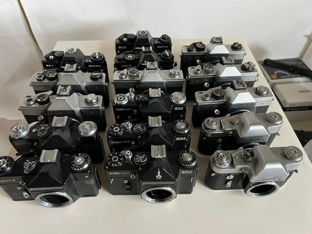 Partij analoge camera’s (Zenit / Praktica / Minolta)ongetest, Ophalen of Verzenden, Gebruikt, Spiegelreflex, Minolta