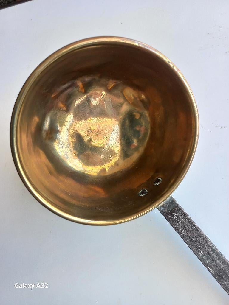 Oude koperen pollepel, lepel met ijzeren steel NIET VERKOCHT, Ophalen of Verzenden, Koper