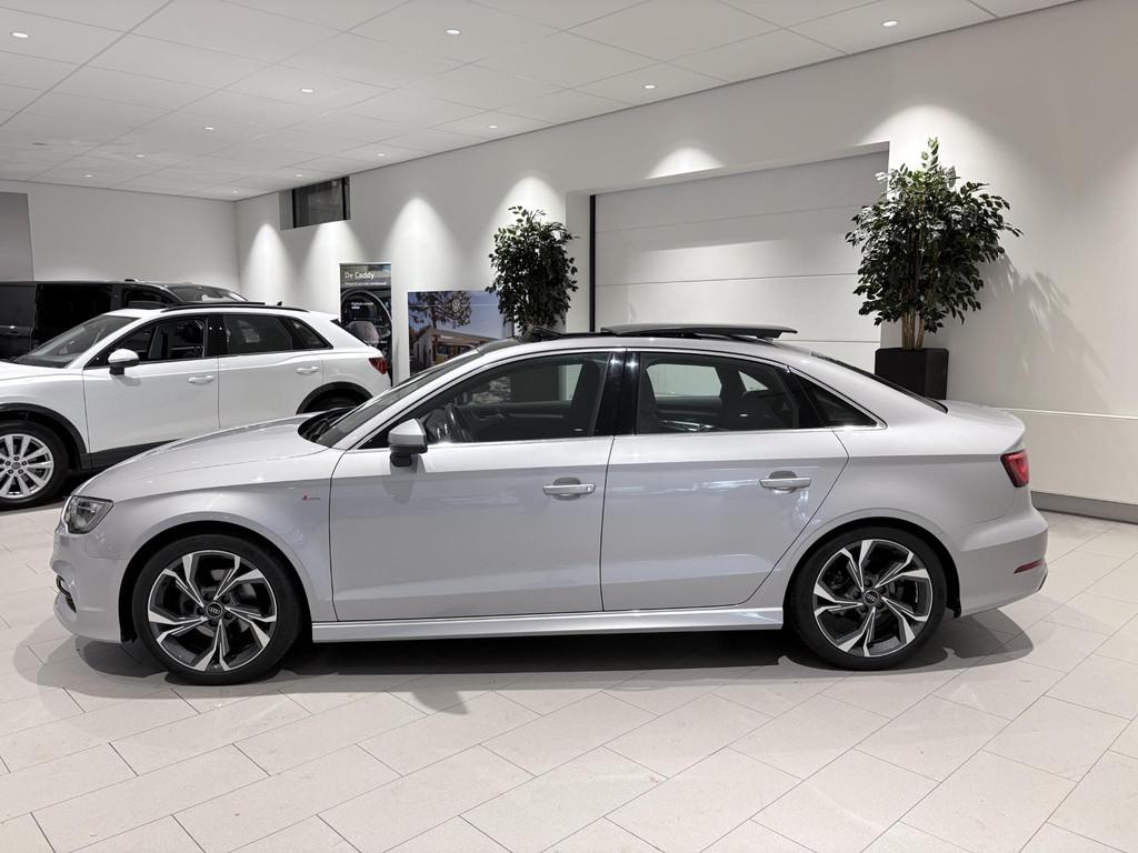 Audi A3 Limousine 1.4 TFSI CoD Ambition Pro Line S, 12 maanden, Gebruikt, 4 cilinders, Leder en Stof