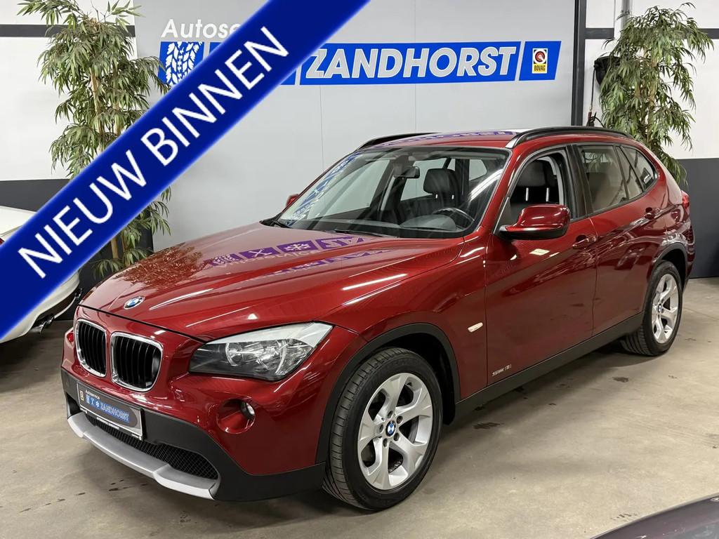 BMW X1 sDrive18i Executive // Autom // Leer // € 8.995,00, 4 cilinders, Leder, Bedrijf, Parkeersensor