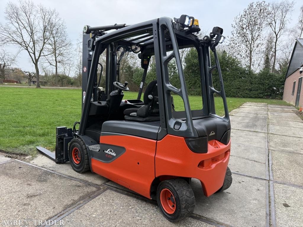 Linde E25 heftruck triplo freelift Sideshift vorkversteller, Info@vanbeurdenheftrucks.nl, Linde, Heftruck, Ophalen of Verzenden