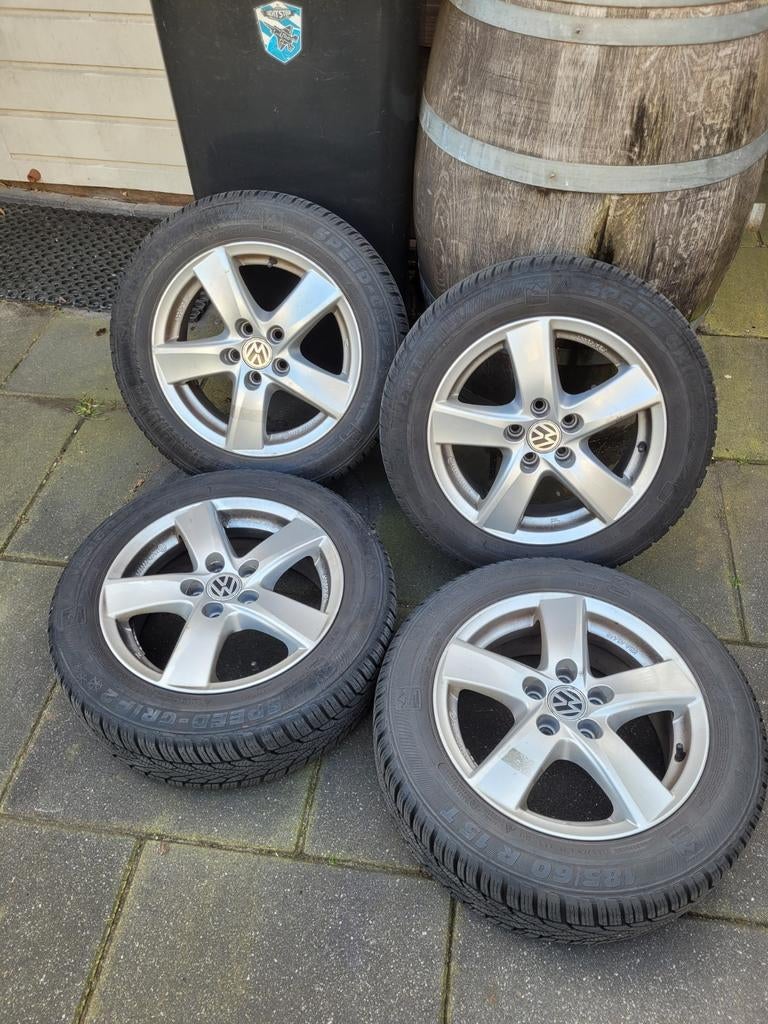VW Polo velgen met winterbanden 6mm 185/60 R15, Auto-onderdelen, Banden en Velgen, Ophalen, 15 inch, Banden en Velgen, 185 mm