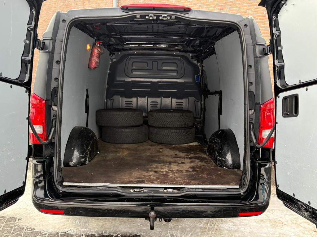 Mercedes-Benz Vito 116CDI 164PK Lang / 2.500KG Trekhaak / Cr, 4 cilinders, Met garantie (alle), 2500 kg, Zwart